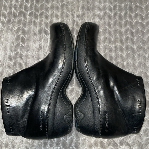 Patagonia Better Clog Ankle Boot Black Leather Zip Woman’s. Size 8.5. Leather. - Picture 7 of 11